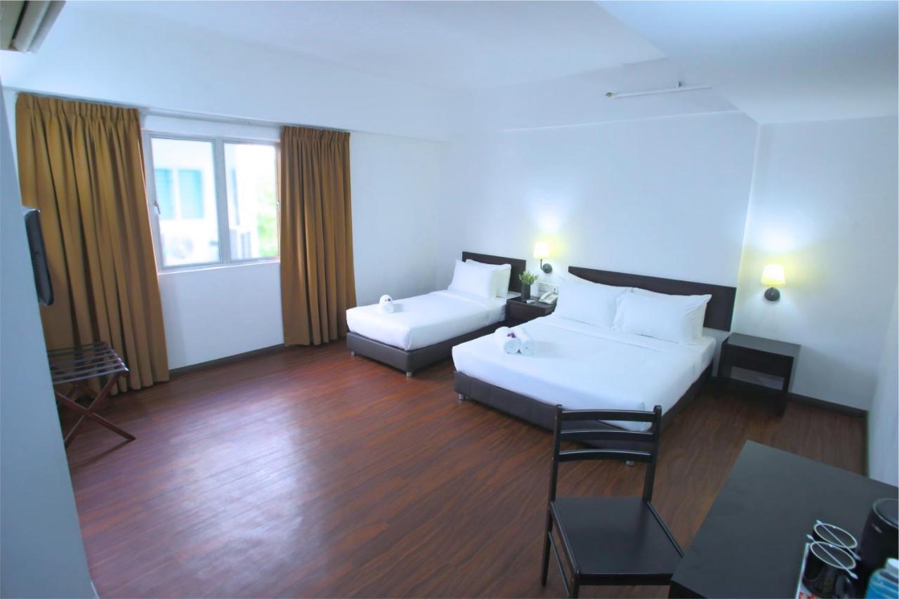 Hotel Pandan Johor Bahru Exterior photo